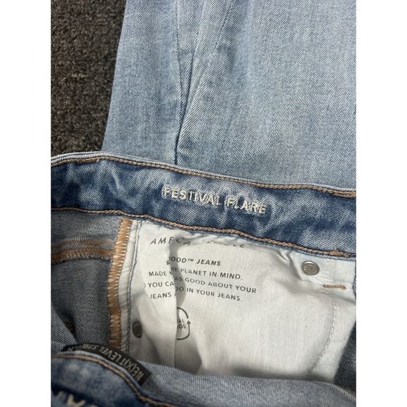 American Eagle Festival Flare Blue Jeans Womens 8 Regular Stretch Distressed - Picture 6 of 9